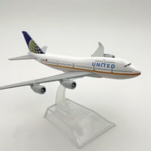 Avion a escala - UNITED